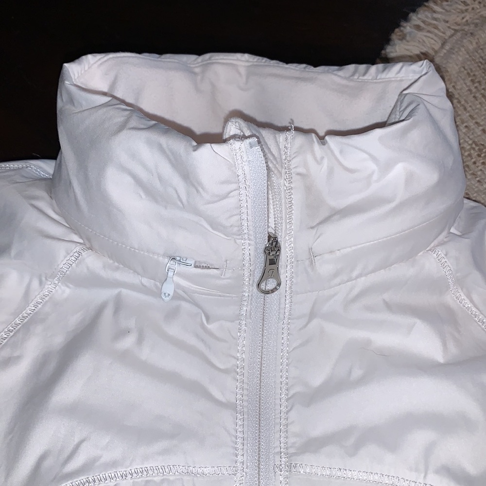 Lululemon white windbreaker jacket size 4 - Picture 3 of 10